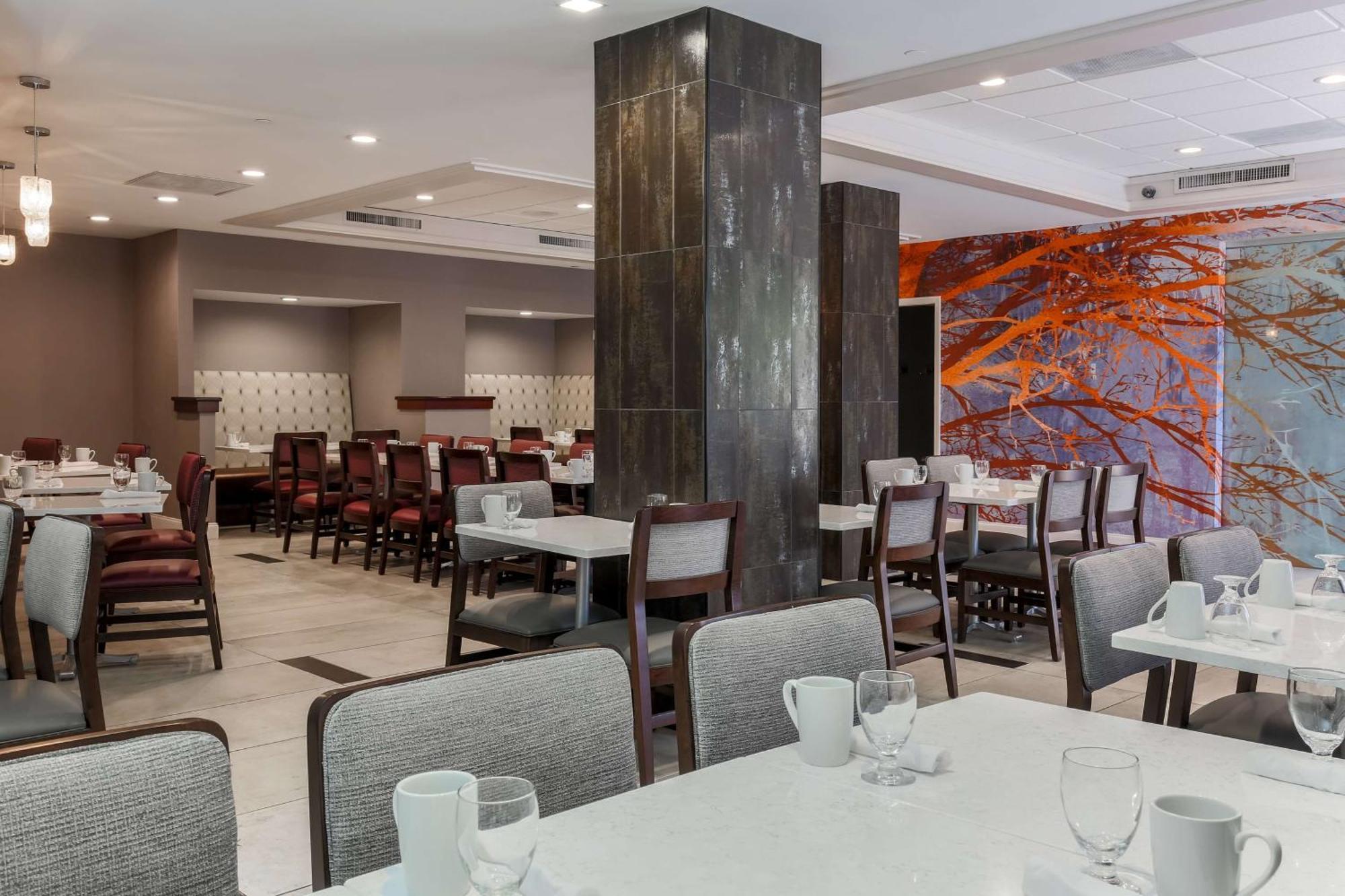 Doubletree By Hilton Atlanta Airport Hotel College Park Ngoại thất bức ảnh