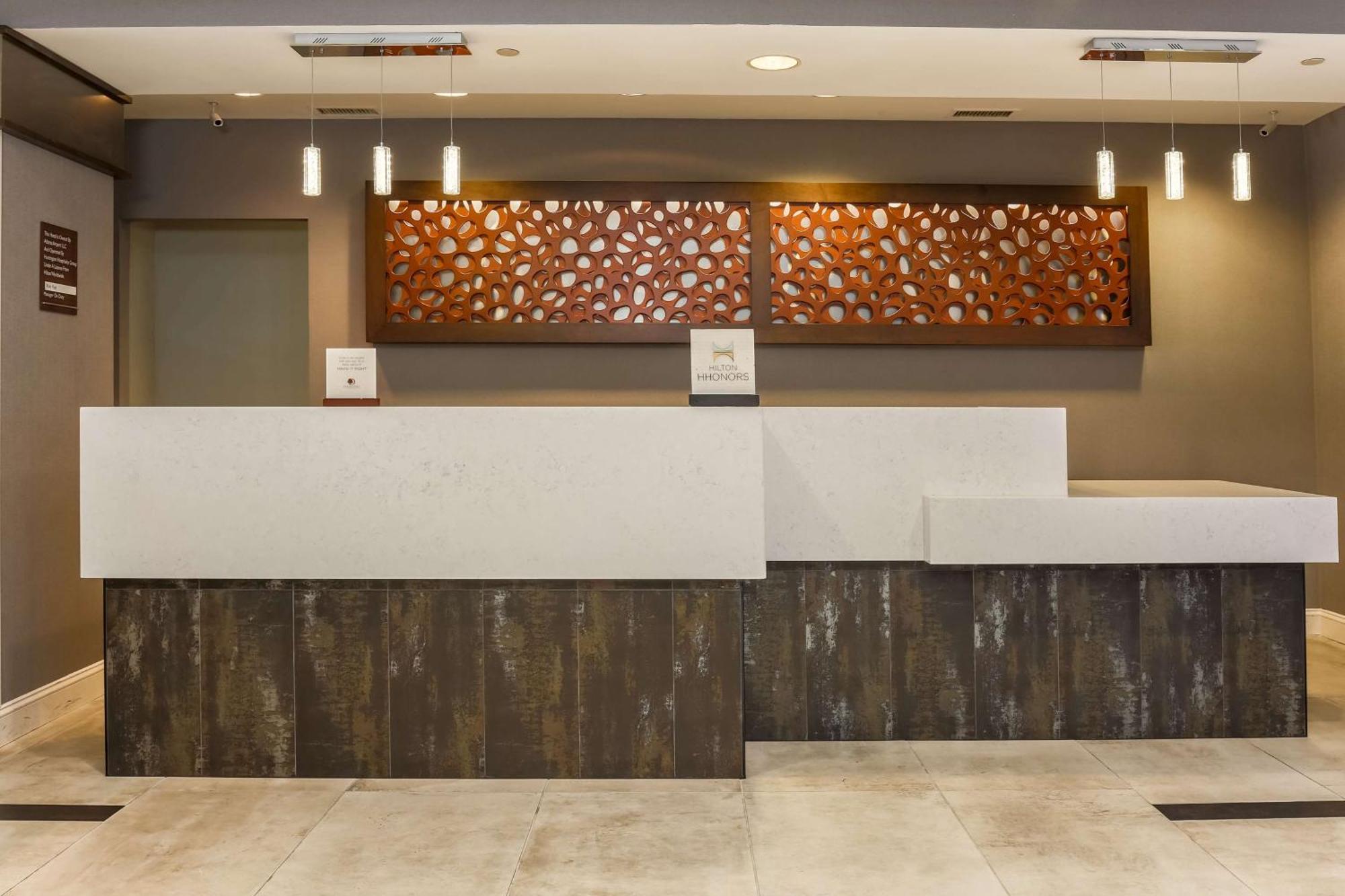 Doubletree By Hilton Atlanta Airport Hotel College Park Ngoại thất bức ảnh