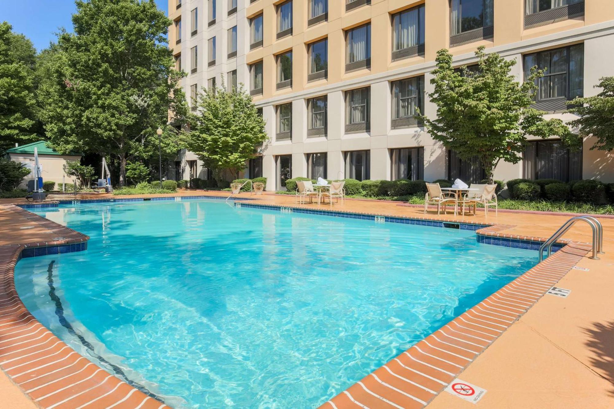 Doubletree By Hilton Atlanta Airport Hotel College Park Ngoại thất bức ảnh