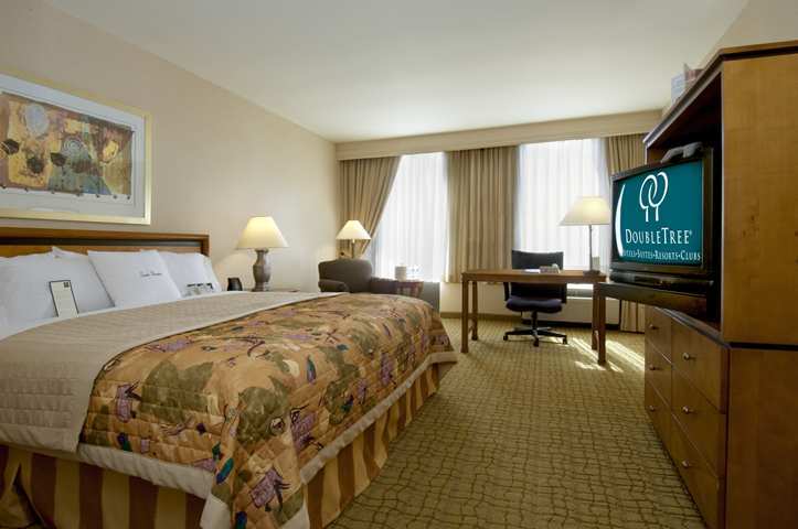 Doubletree By Hilton Atlanta Airport Hotel College Park Phòng bức ảnh