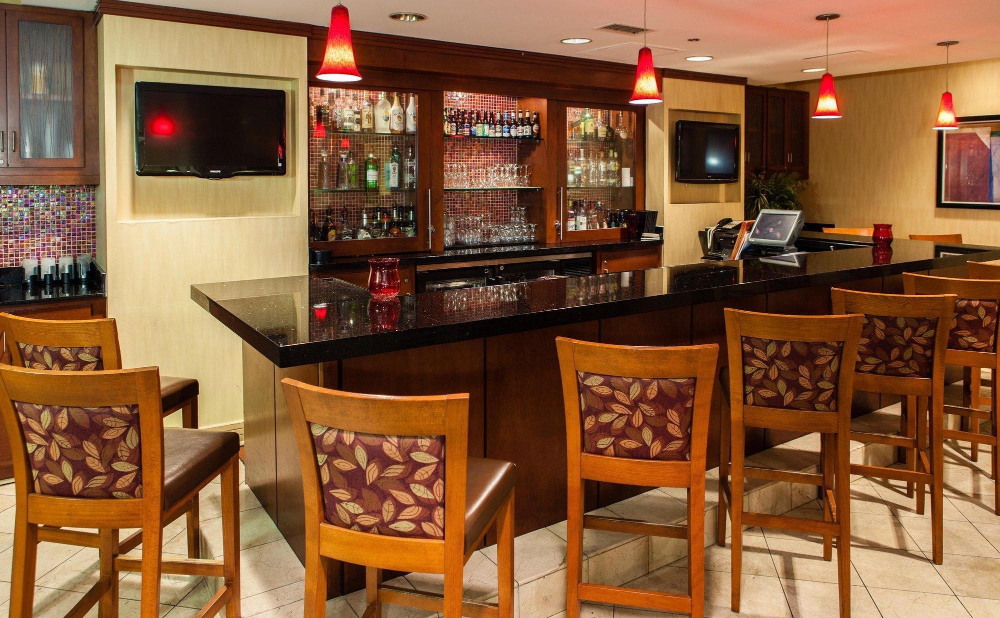Doubletree By Hilton Atlanta Airport Hotel College Park Ngoại thất bức ảnh