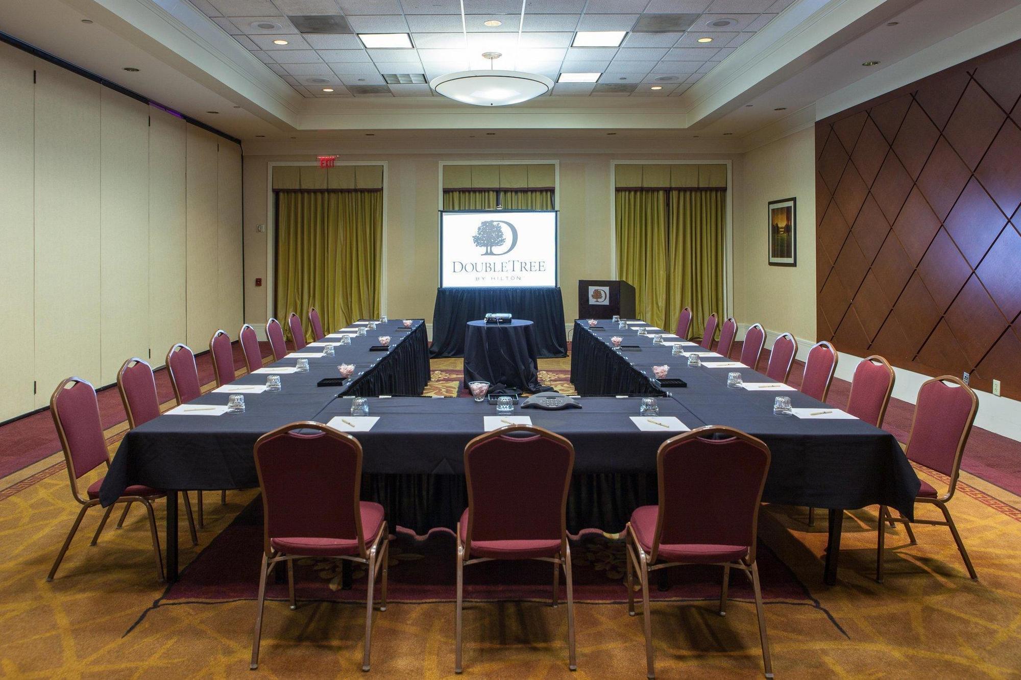 Doubletree By Hilton Atlanta Airport Hotel College Park Ngoại thất bức ảnh